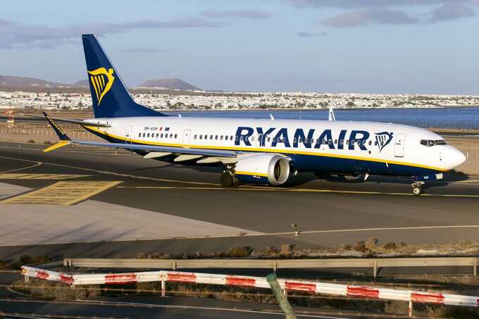 Ryanair пригрозила отказаться от закупок Boeing в случае введения тарифов Трампа