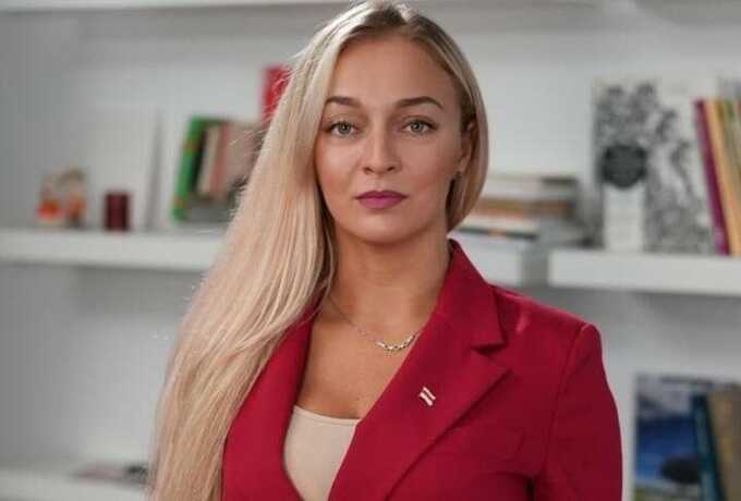 Спикер белорусской оппозиции вывела грант на 107 000 долларов и скрылась за границей