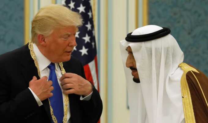 Трампу понравился дворец эмира Катара во время визита